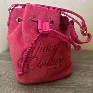 Juicy Couture Beach Couture Crossbody Bag Terry Cloth Pink Flash Bucket